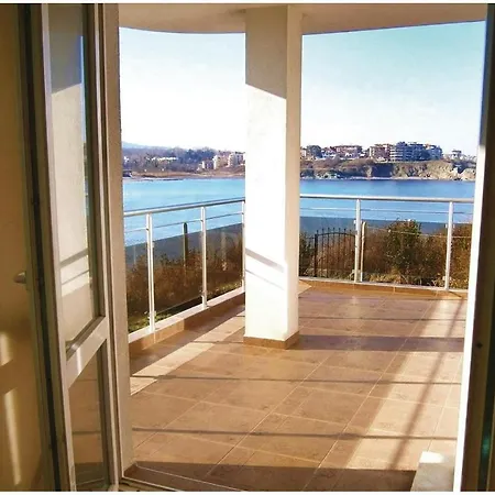 Two-bedroom Holiday In *