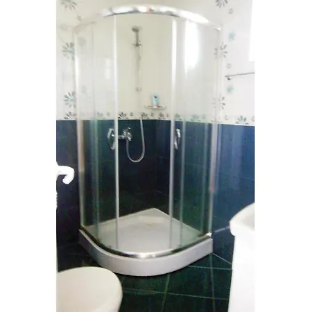 Two-bedroom Holiday In Holiday home *